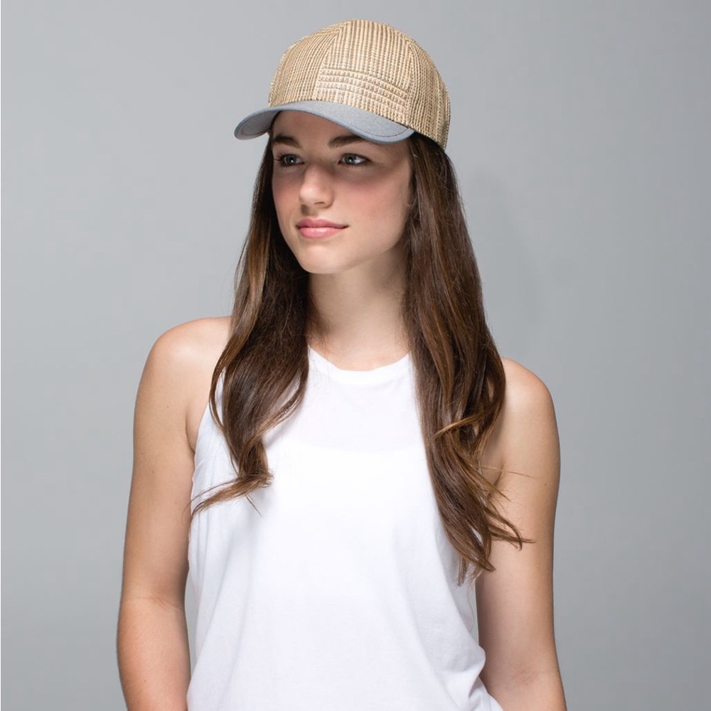 Lululemon Festival Hat Rafia tan grey